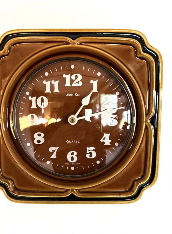 Image 1 of Horloge murale vintage en céramique Zentra, années 70