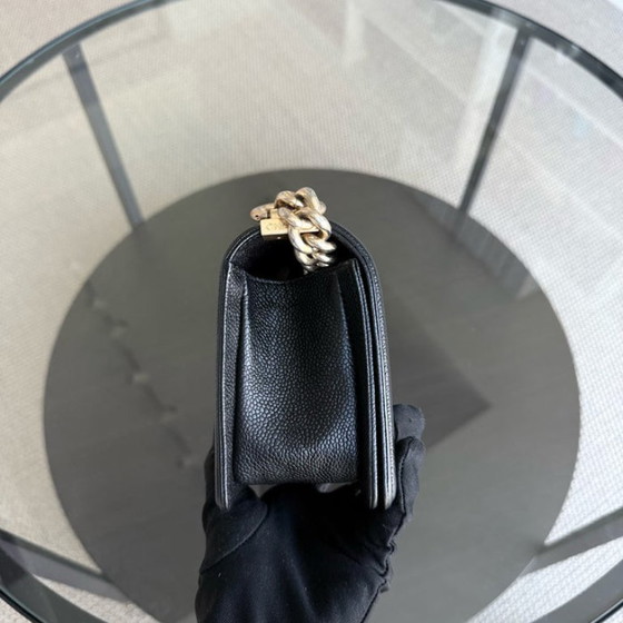 Image 1 of Chanel Boy Small - Caviar 20CM Gewatteerd Zwart Goudkleurige Hardware Serie 23