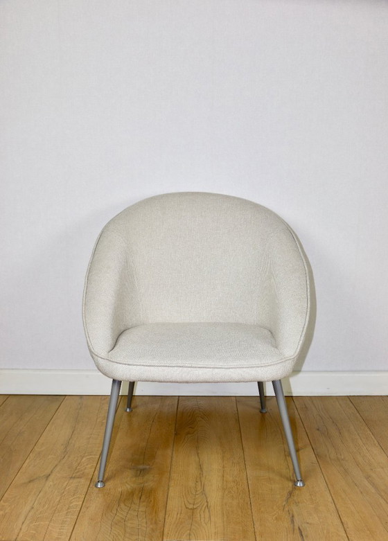 Image 1 of Beige ivory shell armchair from the 70s on grey metal legs - beautiful