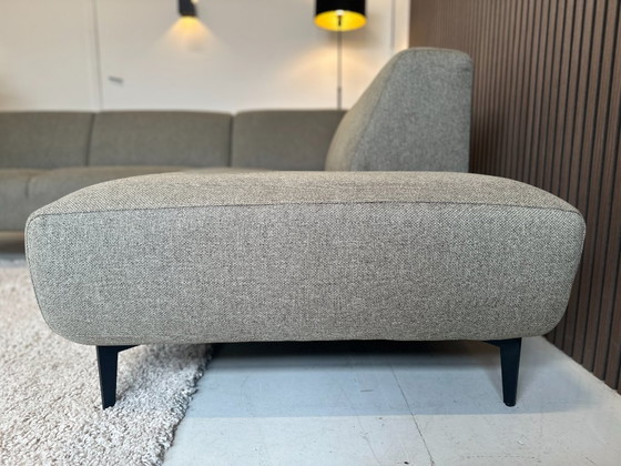 Image 1 of Moss green sample sofa in mint condition, 274x220 cm