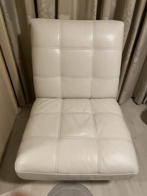 Cream High-Quality Leather Swivel Armchair – draaistoelen, Metal
