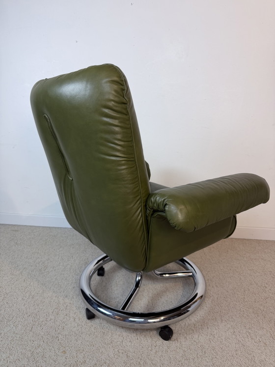 Image 1 of Poltrona lounge vintage in pelle verde – stile Tucroma
