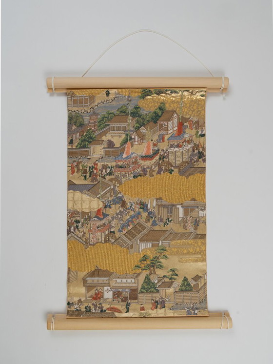 Image 1 of De Kin'un Emaki | Vintage Japanse Fukuro Obi tapijt, Nishijin Kinran Gold, Edo stadsbeeldprocessie