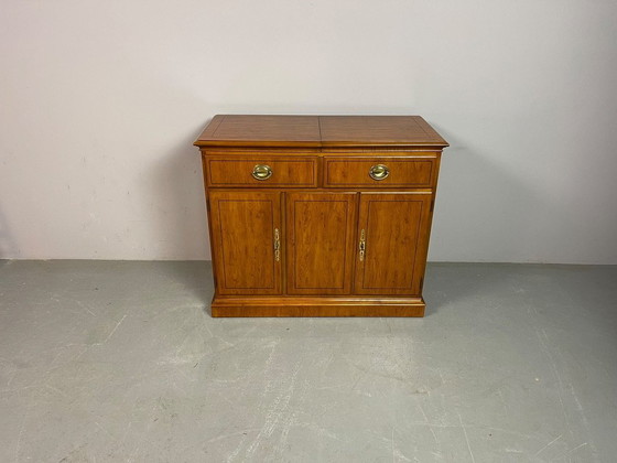 Drexel Heritage Mobile bar / Credenza buffet Campaign anni '70 – Piano scorrevole estensibile. USA, anni (photo 2 of 24)