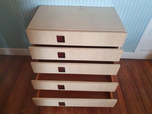 Ladenkastje begin jaren 60