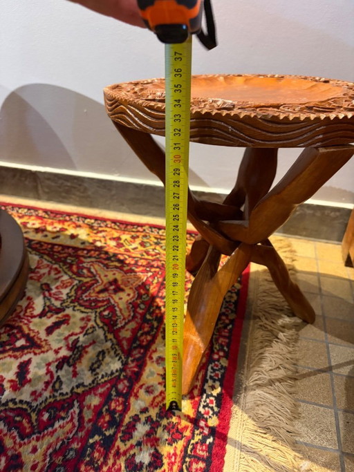 Vintage hand-carved wooden side table / plant table – Foldable