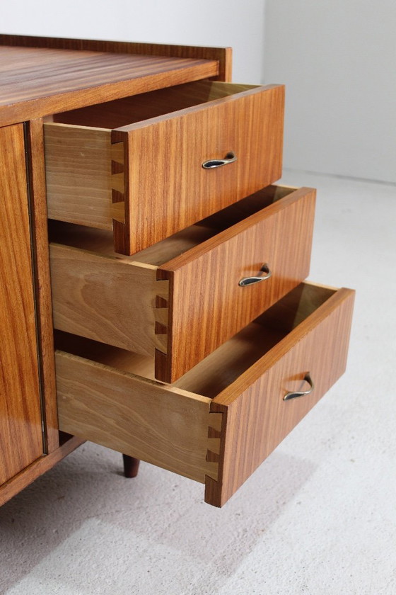 Image 1 of Coiffeuse vintage avec miroir amovible