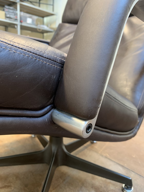 Image 1 of Vintage Artifort F141 fauteuil – Geoffrey Harcourt, bruin leer – origineel