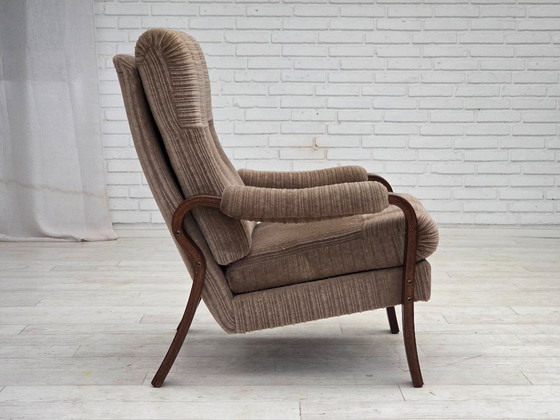 Image 1 of Anni '70, coppia di poltrone danesi, mobili in velluto a coste marrone chiaro, legno di faggio scuro.