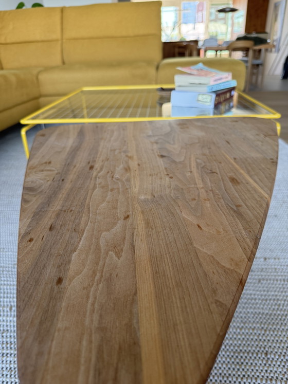 Image 1 of Mesa de centro de diseño Sav & Økse, madera maciza de nogal

