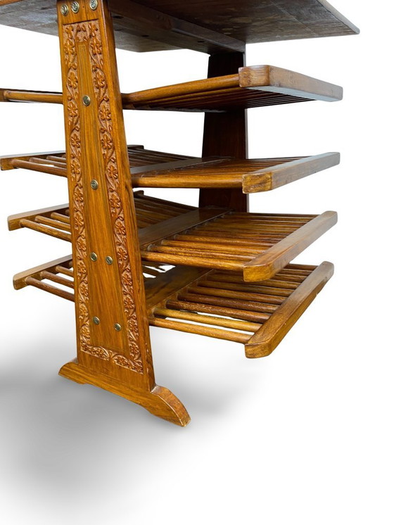 Image 1 of Porte-revues en bois dans le style d'Edward J. Wormley, Circa 1950