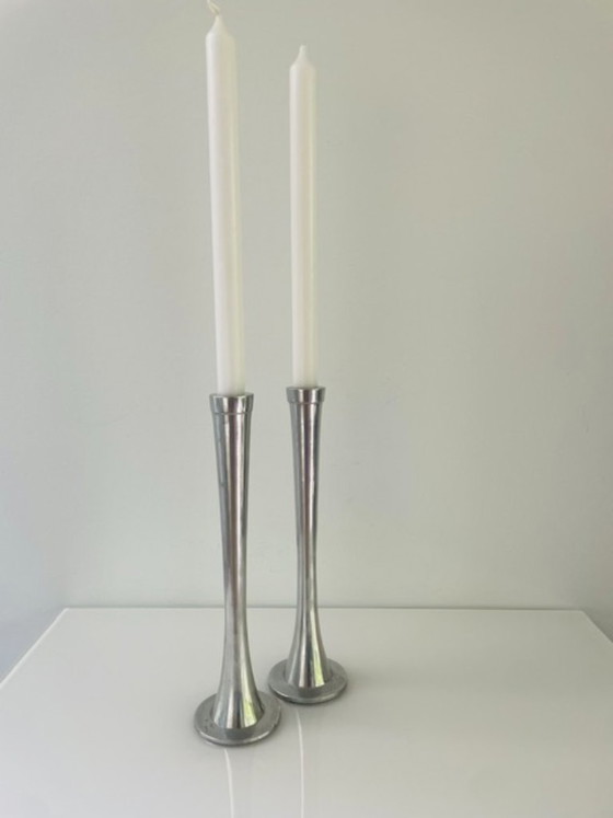 Image 1 of Set minimalistische metalen kandelaren - 27 cm hoog
