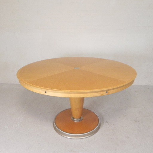 Isa dining table by Chi Wing Lo for Giorgetti, 130 cm, 1990s