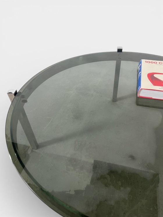 Image 1 of Tavolino da caffè rotondo vintage cromato con piano in vetro fumé