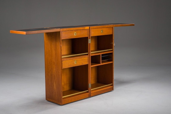 Vintage Teak Bar Cabinet by Reno Wahl Iversen for Dyrlund, Denmark, 1960s – Bar carts, Wood (photo 9 of 24)