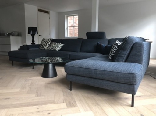 Beautiful U sofa Montel Brooke blue