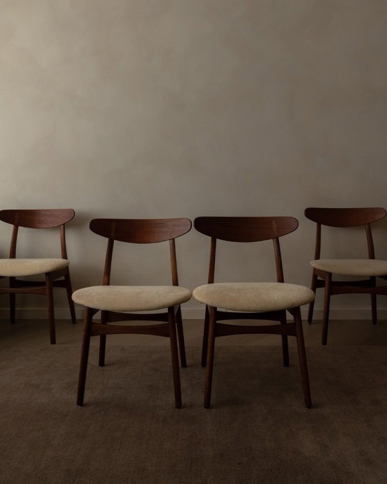Image 1 of Set di 4 sedie da pranzo CH30 di Hans J. Wegner per Carl Hansen & Søn