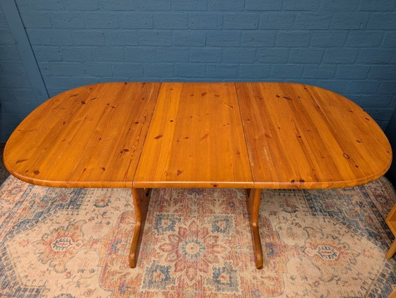 Image 1 of Vintage grenen eettafel met vier stoelen, jaren 70