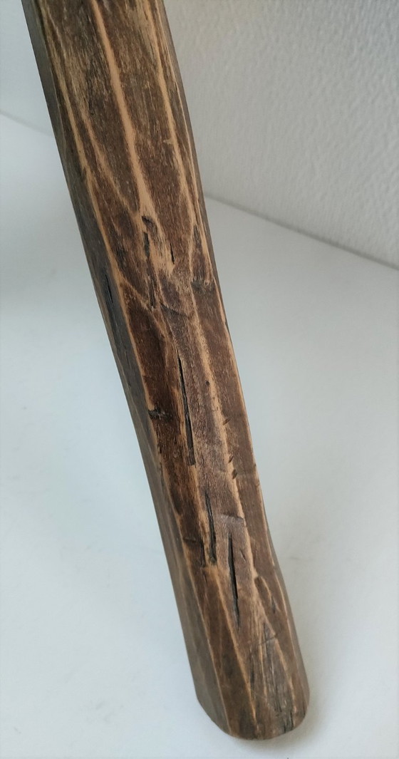 Image 1 of sgabello treppiede, stile arte popolare, legno massello