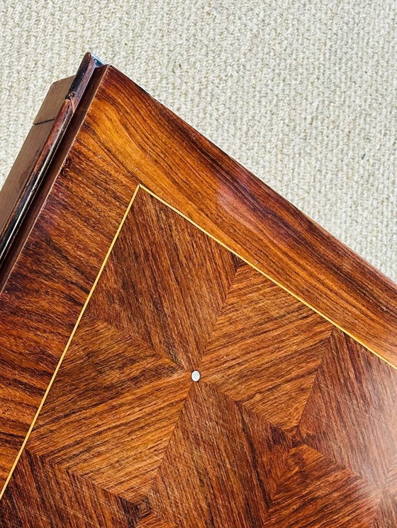 Image 1 of Art-Deco-Esstisch aus Nussbaum mit Rautenintarsien, 1940