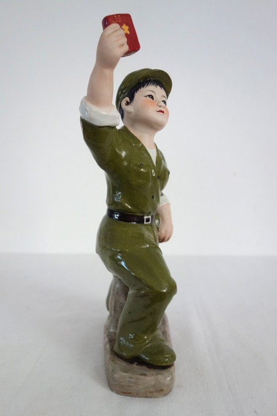 Image 1 of Propaganda statue/figurine from the Chinese Cultural Revolution #13