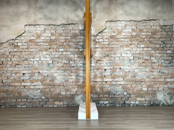 Ludvik Volak Drevopodnik Holesov - Holz | Ludvík Volák, Wandregal, Braun, Modern (Foto 2 von 8)
