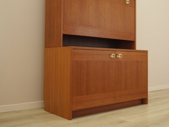 Estantería danesa de teca con mueble bar iluminado, estilo danés moderno de los años 70. – Librerías, Wood (photo 5 of 22)