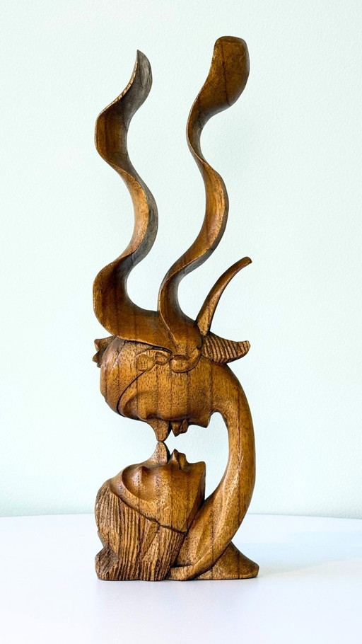 Figurine balinaise vintage sculptée à la main – « Le Baiser », vers 1970