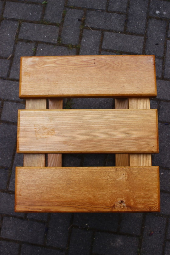 Image 1 of Massief houten kruk, vintage modernistisch ontwerp, jaren 1970