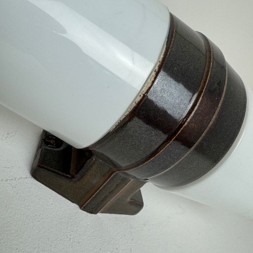 Antieke grote Scandinavische opalen wandlamp "IFÖ"