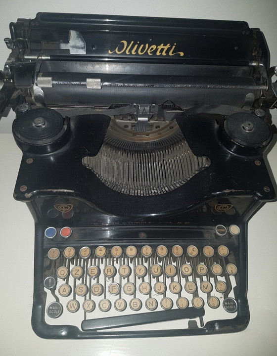 Image 1 of Olivetti M40 typewriter – Italian industrial design (Ivrea, ca. 1930)