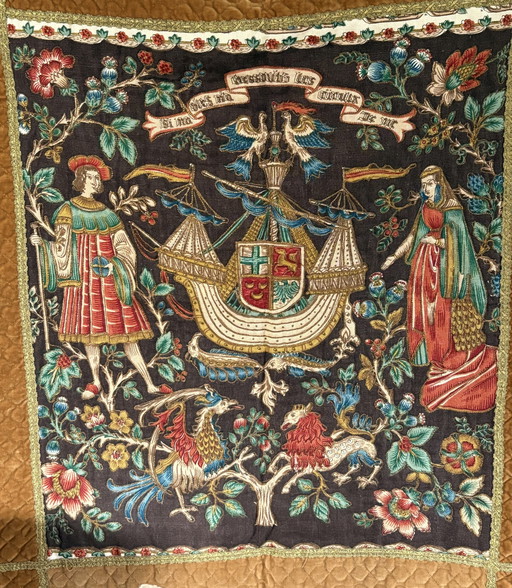 Antique looped tapestry "Barques des Amours"