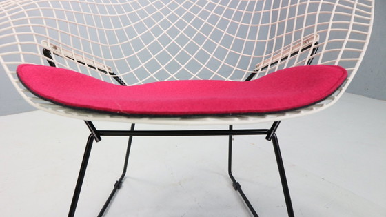 Image 1 of Silla Diamond de Harry Bertoia en metal blanco y negro y nuevos asientos años 60