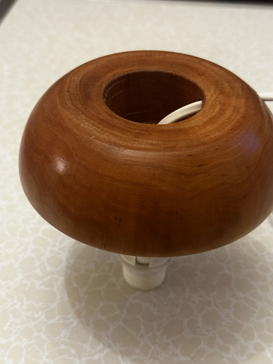 Small Turned Solid Wood Table Lamp – 80s – Vintage (photo 9 of 10)