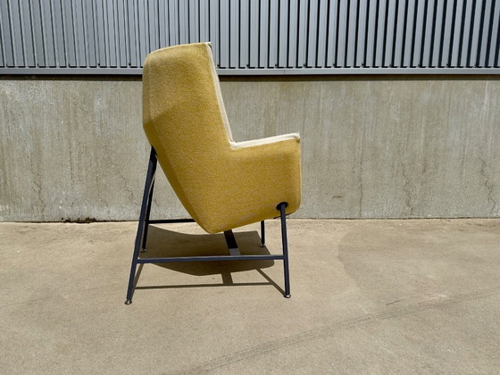 Image 1 of Poltrona di design Moroso Italia Paper Planes, poltrona lounge con schienale alto Doshi Levien.