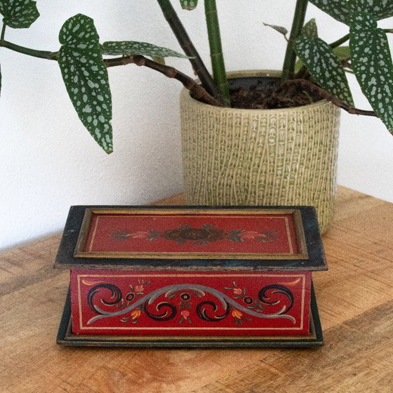 Image 1 of Boîte en bois Hindeloopen peinte à la main, style vintage, art populaire frison