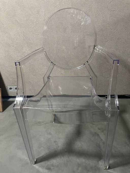 Fauteuil Louis Ghost Kartell par Starck