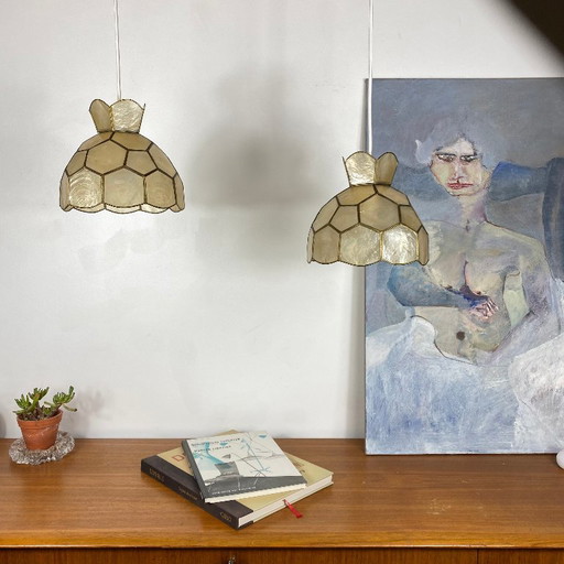 Pair of Capiz Pearl Pendant Lights, 1950s – hanglampen, Stone