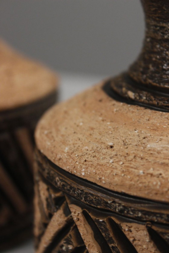 Image 1 of Coppia di vasi vintage in ceramica, argilla chamotte, decoro geometrico, Italia, anni '70