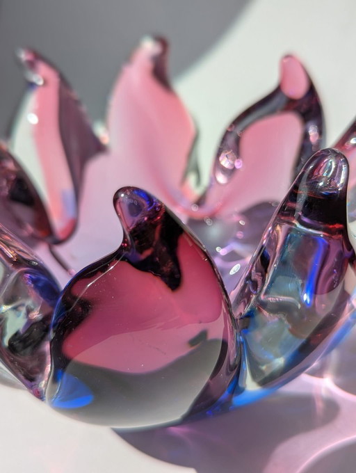 Large ashtray/pocket tulip, purple and blue, Murano Sommerso glass, Italy, 1970s