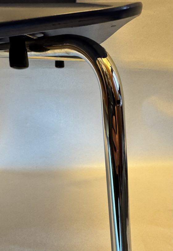 Image 1 of Set of 2 original Arne Jacobsen "Mosquito Chairs" model 3105 for Fritz Hansen (2003)