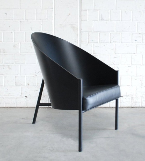 Image 1 of Philippe Starck's famous Costes armchair (large format)