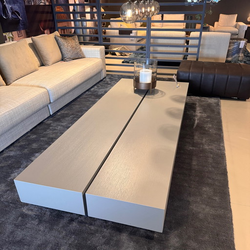 Keijser & Co Solid coffee table