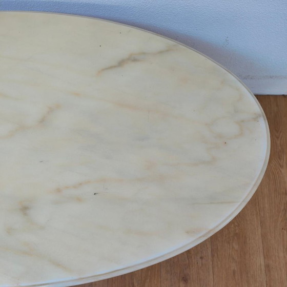 Oval Vintage Regency Coffee Table with Marble Onyx Top – Brass (photo 12 of 13)