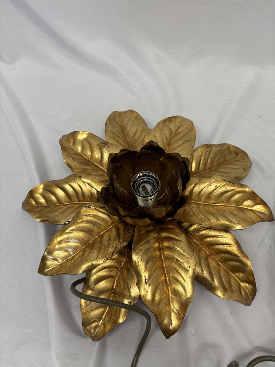 Image 1 of Applique murale vintage Hollywood Regency, fleur dorée