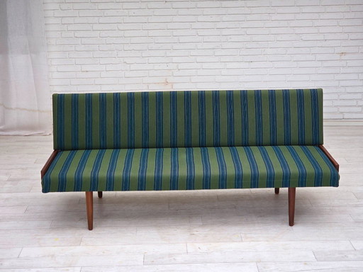 1970er Dänisches Daybed, Möbelwolle, Teakholz massiv, Originalzustand