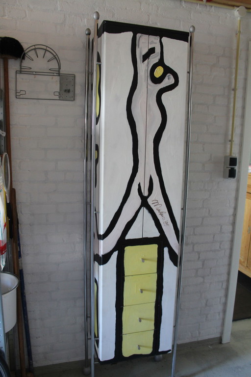 Armoire et peinture Happy People