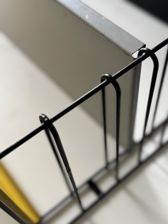 Image 1 of Juego de estanterías metálicas Tomado