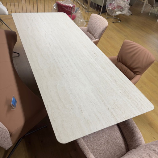 Eros – Bert Plantagie, eettafels