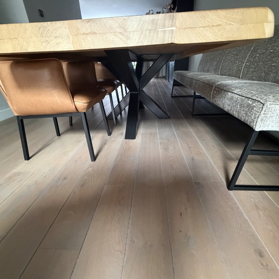 Table Live Edge comme neuve – Tables de salle à manger, Wood (photo 5 of 5)
